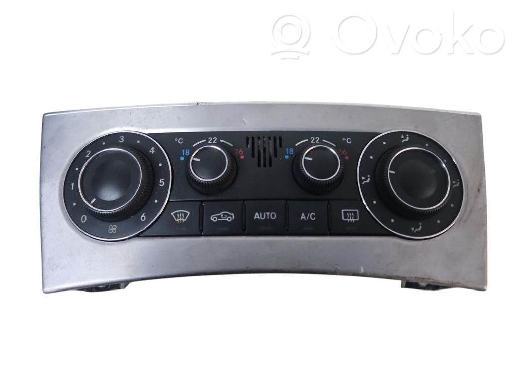 Mercedes-Benz C W203 Unitate control climatizare 