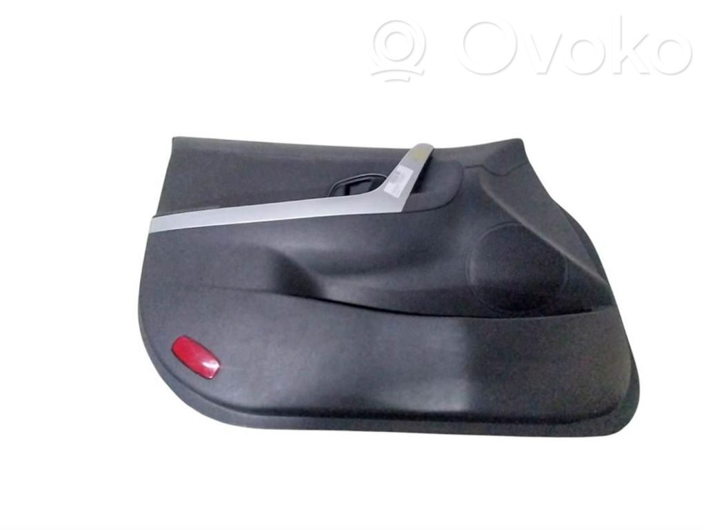 KIA Ceed Etuoven verhoilu