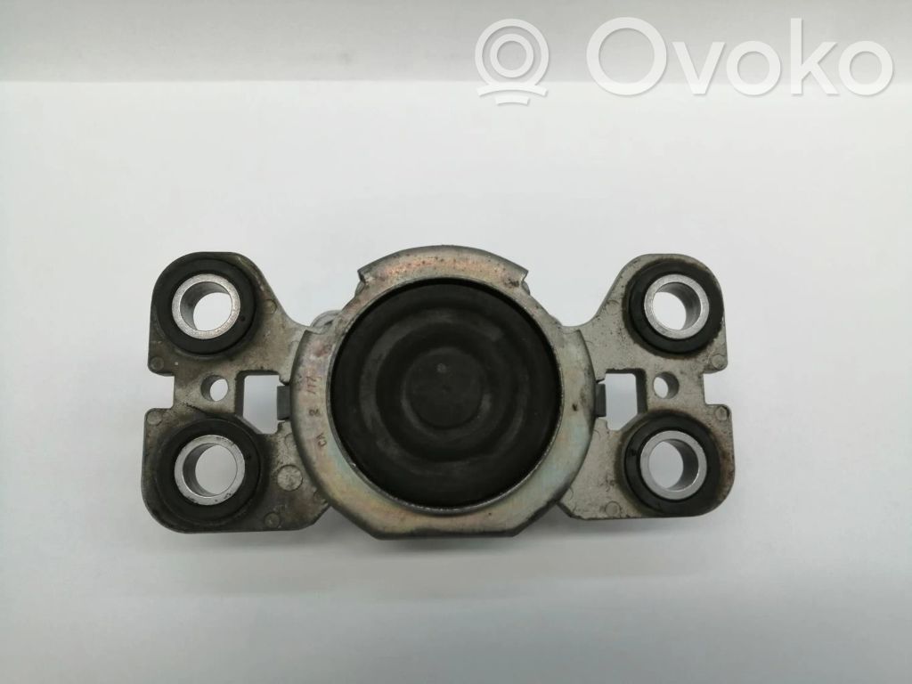 Engine mount bracket   LR061456,SOPORTEMOTOR