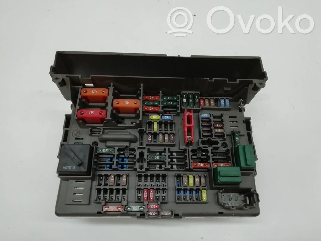 Módulo de fusible   61149119445