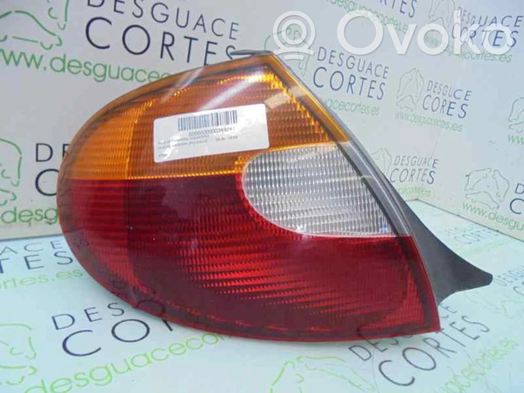 Chrysler Neon II Luci posteriori 