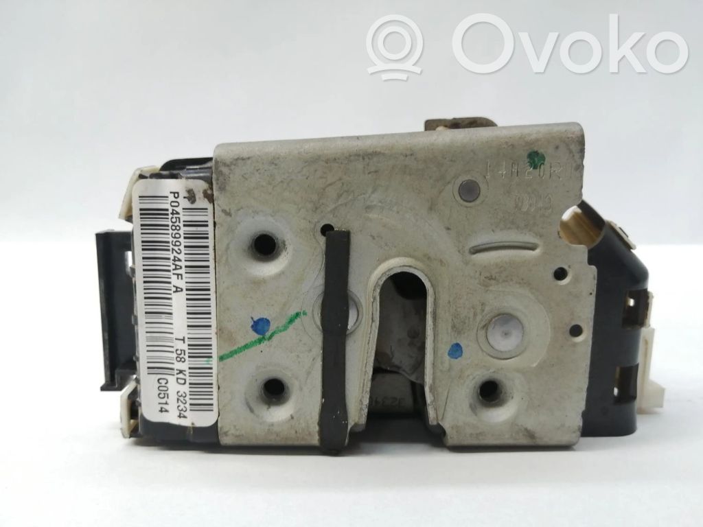 Jeep Grand Cherokee (WK) Front door lock 