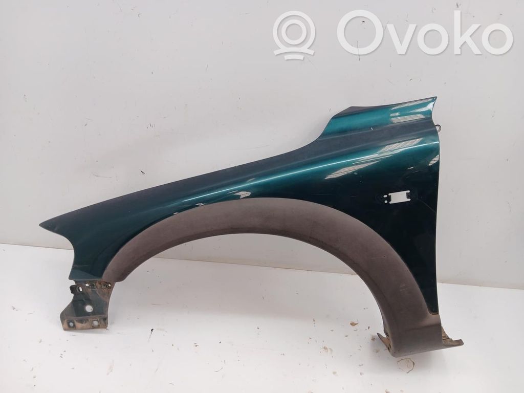 Volvo V70 Priekinė arka 