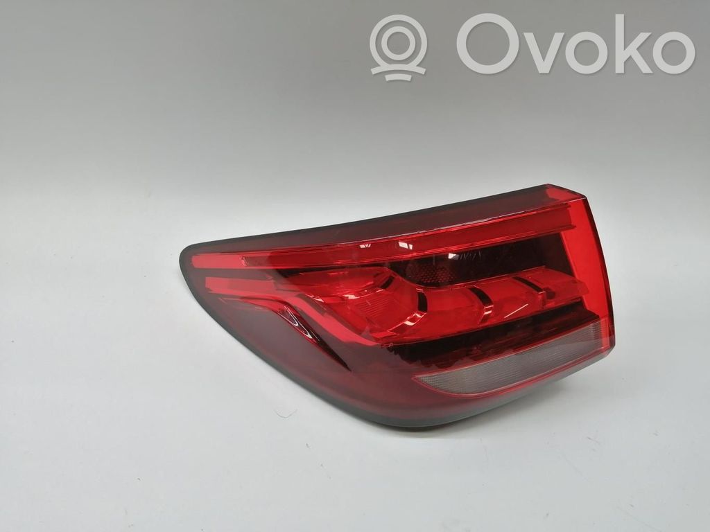 Rear/tail lights