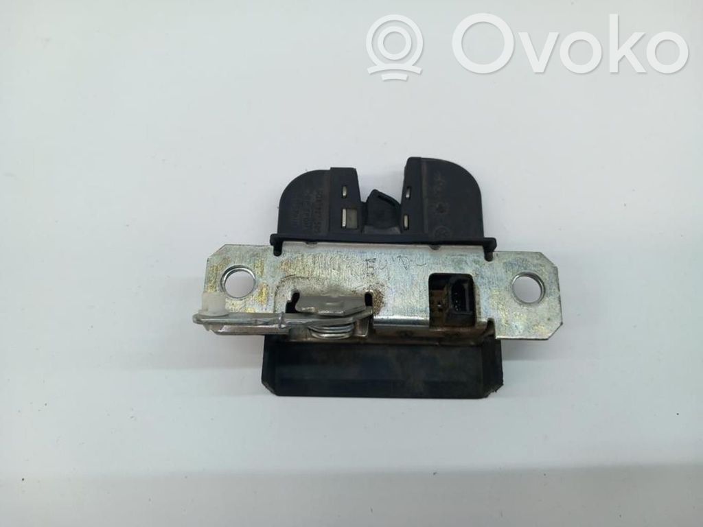 Volkswagen Polo IV 9N3 Blocco/chiusura/serratura del portellone posteriore/bagagliaio