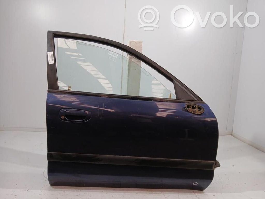 Mitsubishi Carisma Puerta delantera 