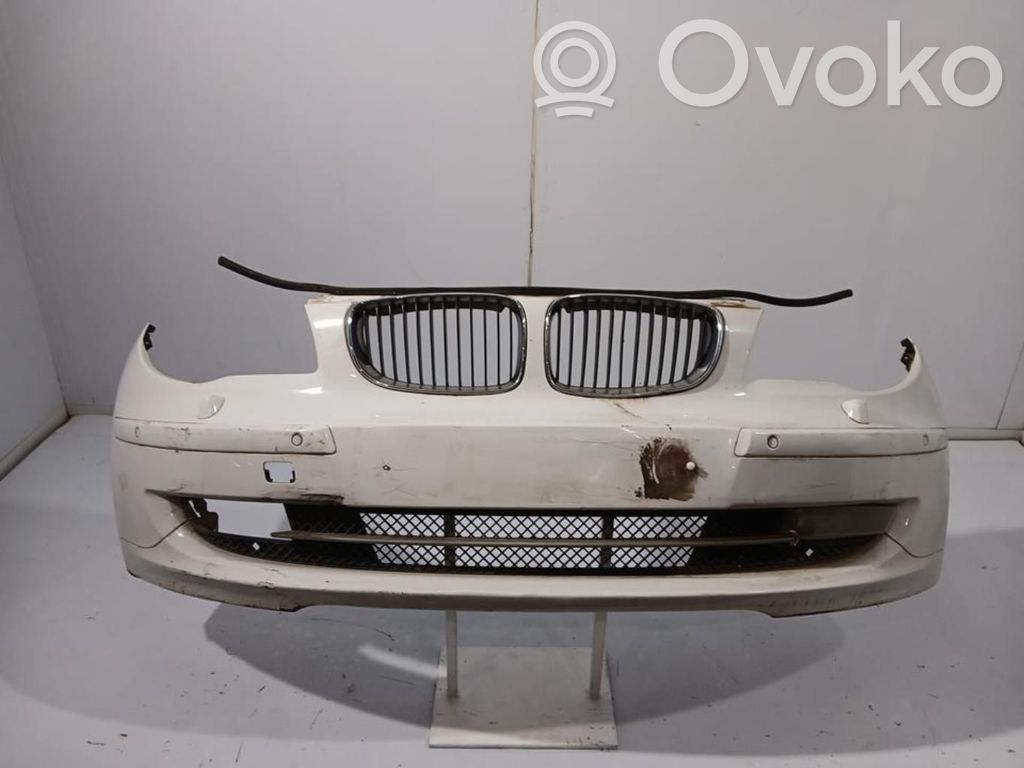 BMW 1 E81 E87 Priekšējais bamperis 