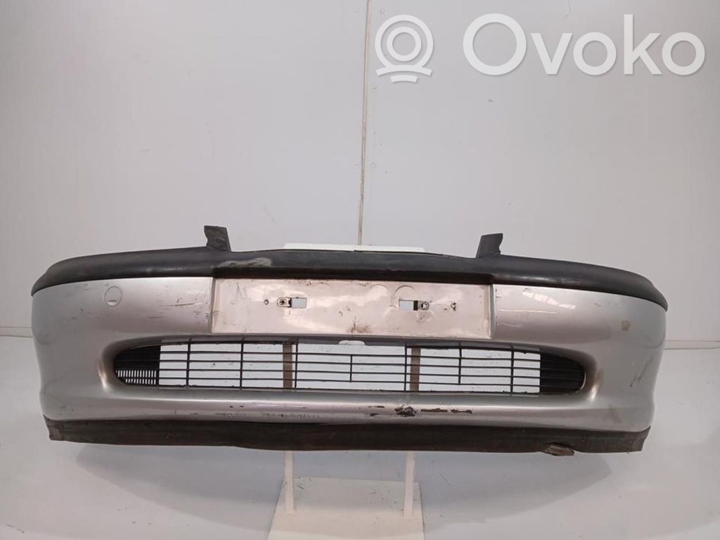 Opel Vectra B Paraurti anteriore 