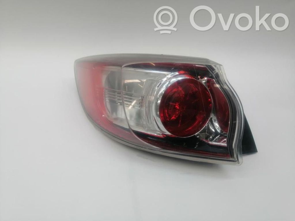 Mazda 3 II Galinis žibintas kėbule 