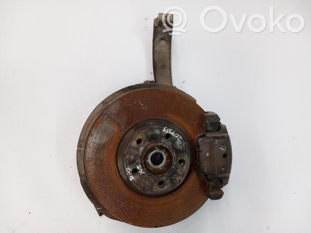 Front wheel hub spindle knuckle