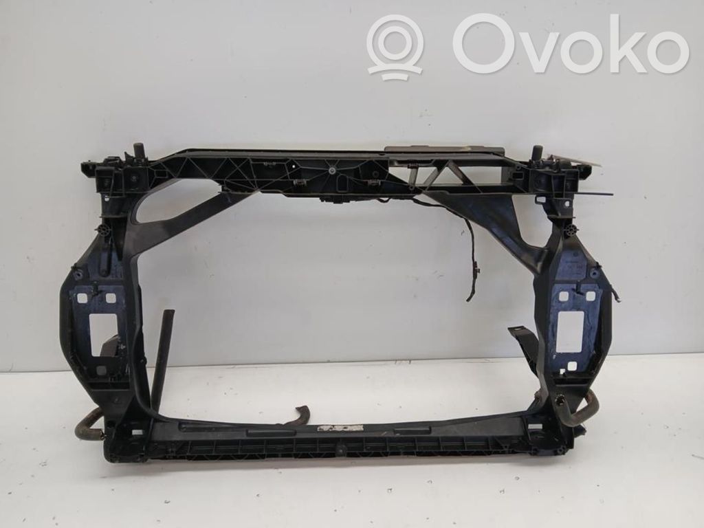 Panel lateral delantero   8U0805594B