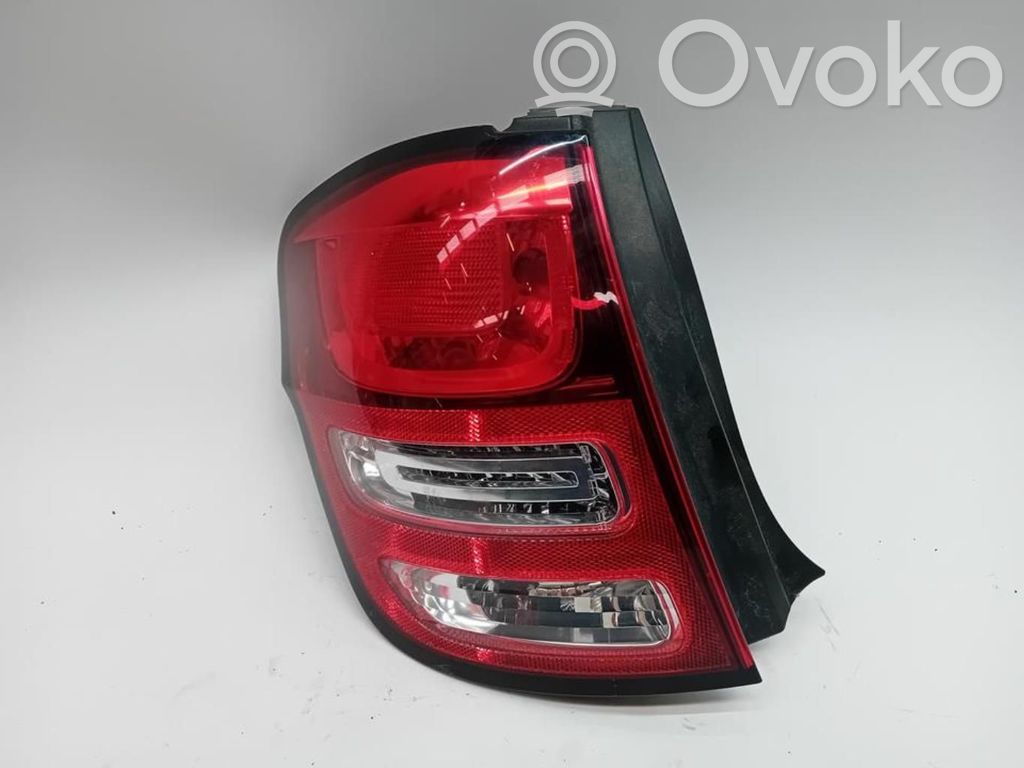 Luz trasera/de freno   9803928880