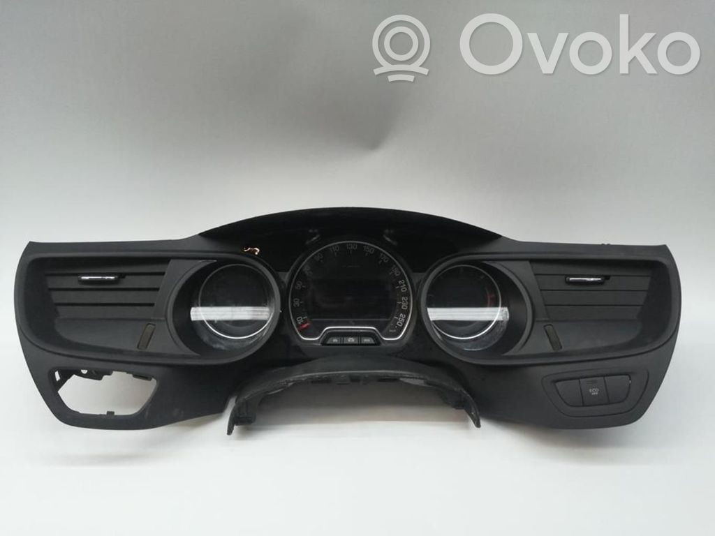 Citroen Berlingo Alte piese panou de bord 