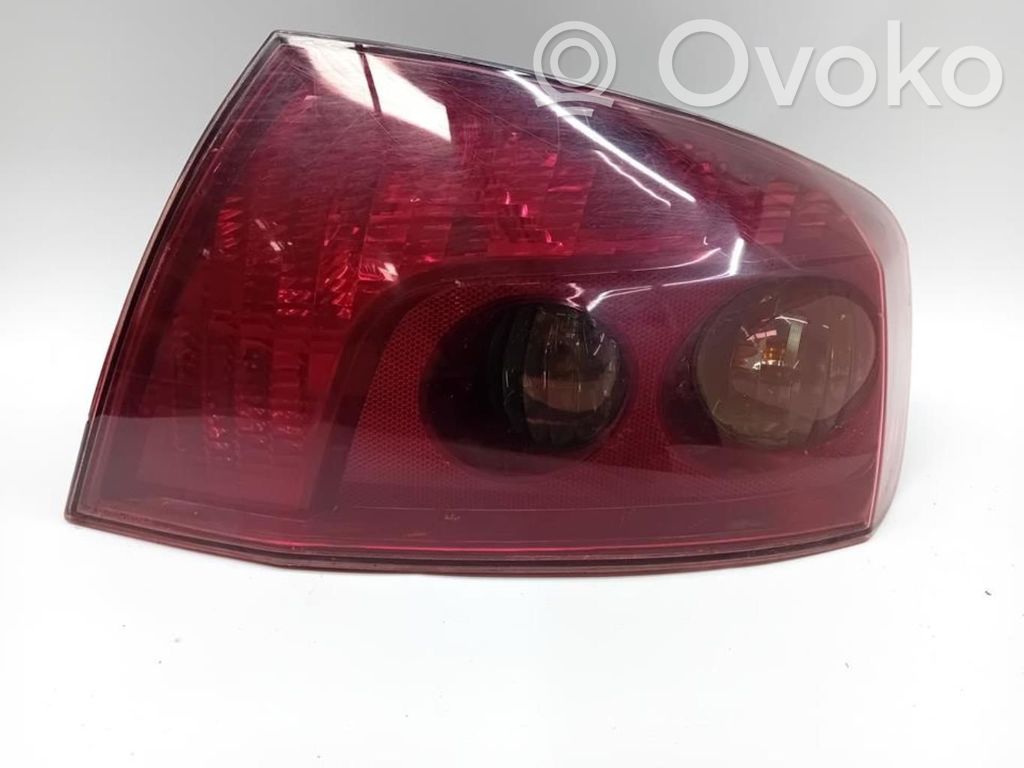 Peugeot 207 CC Lampă spate în caroserie 