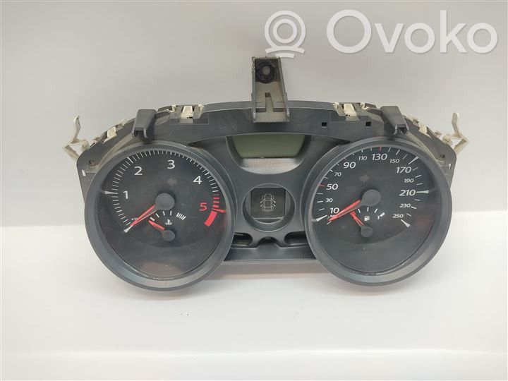 Renault Megane II Nopeusmittari (mittaristo) 
