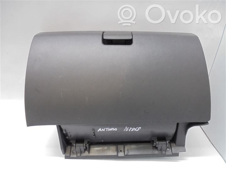 Opel Antara Handschuhfach 