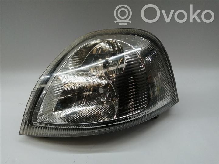 Nissan Interstar Faro/fanale 