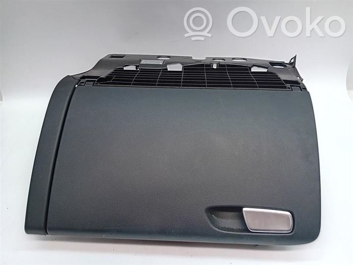 Audi A4 S4 B8 8K Schowek deski rozdzielczej 