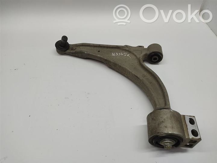 Opel Astra J Basculă inferioară față 