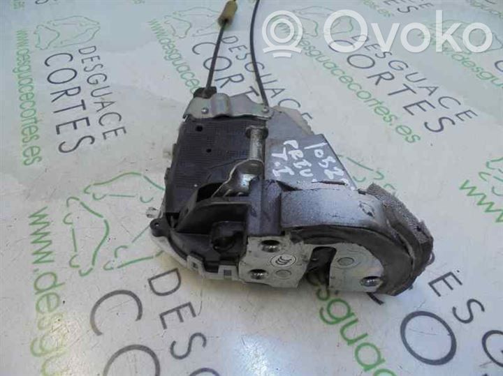 Toyota Prius (XW30) Zamek drzwi tylnych