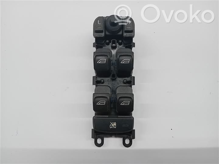 Land Rover Freelander 2 - LR2 Electric window control switch
