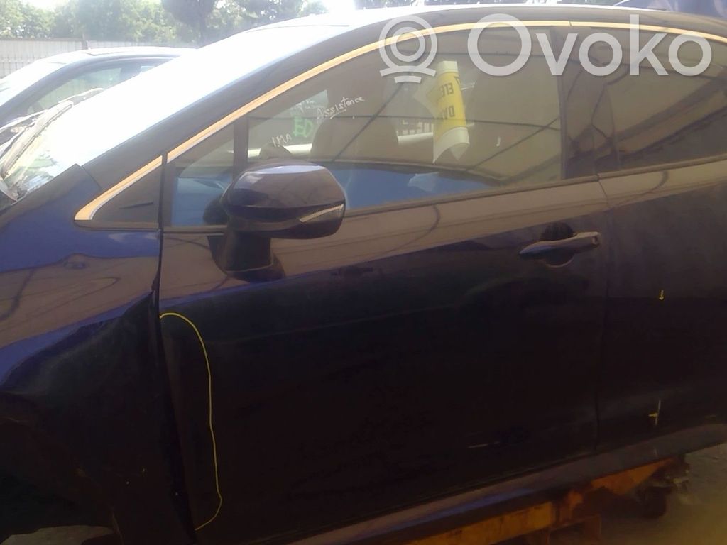 Toyota Corolla E210 E21 Durvis 