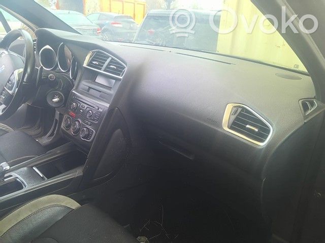 Citroen DS4 Dashboard 
