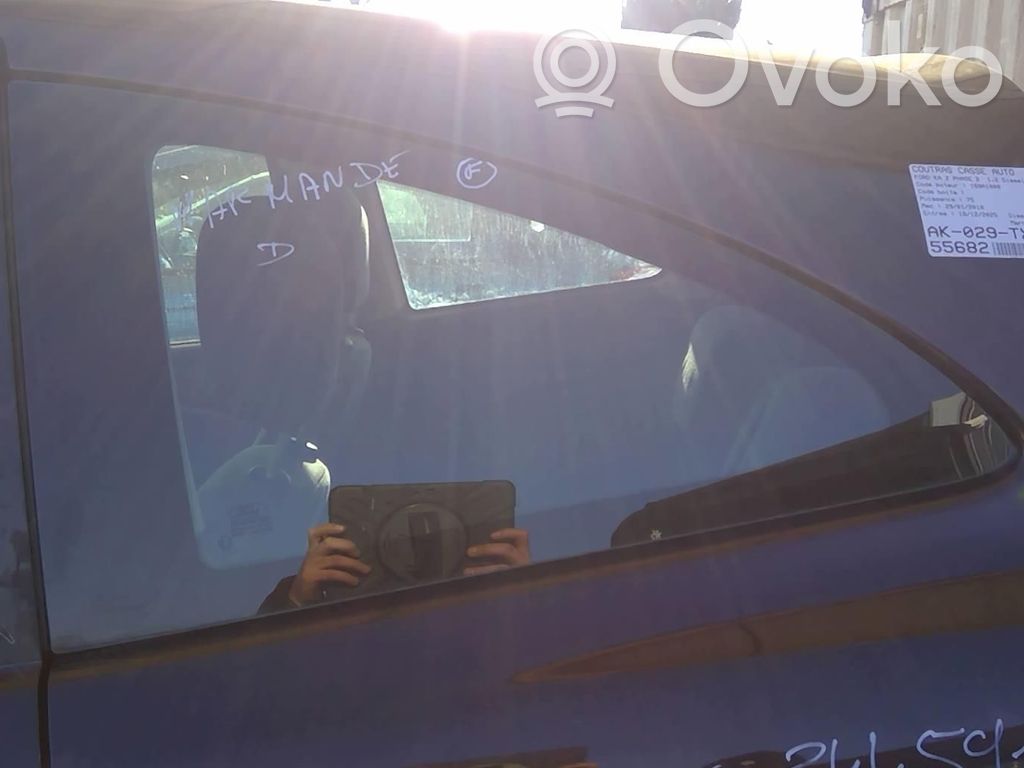 Ford Ka Rear side window 