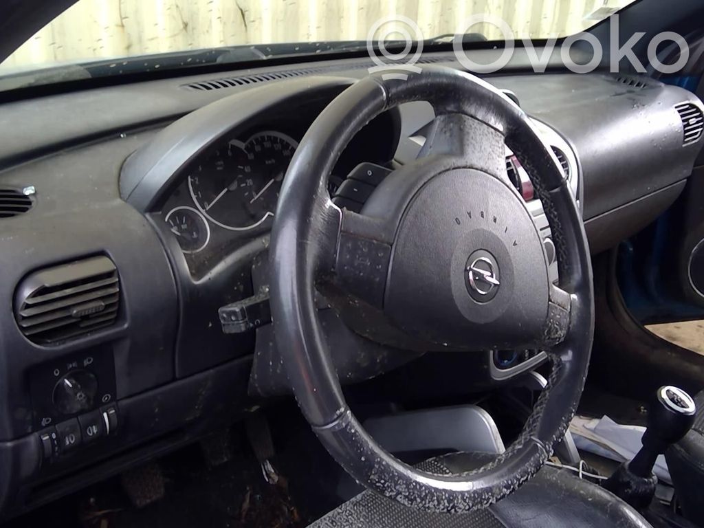 Opel Tigra B Dashboard 