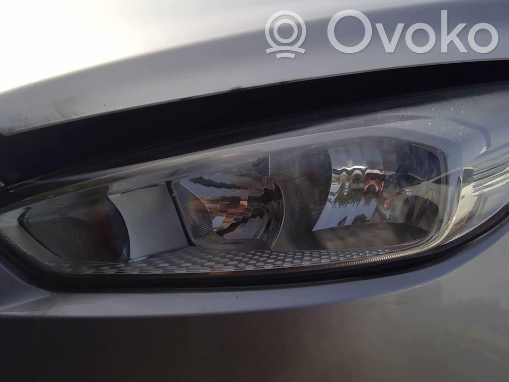 Ford Focus Headlight/headlamp 