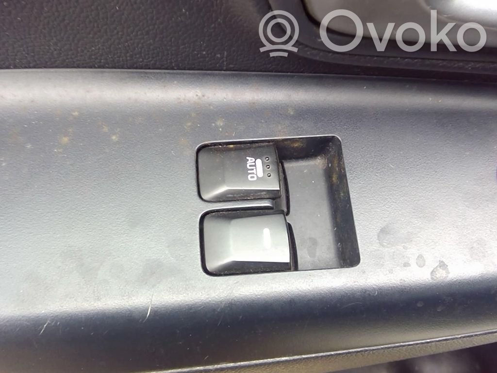 KIA Rio Interruptor del elevalunas eléctrico 