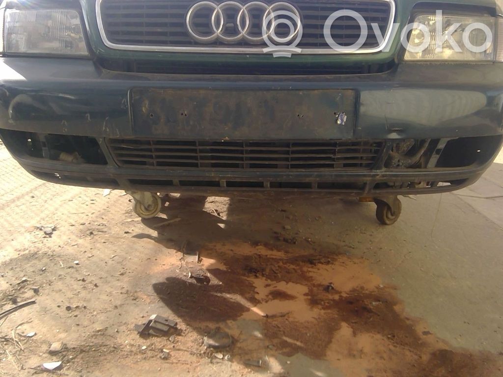 Audi A4 S4 B5 8D Parachoques delantero 