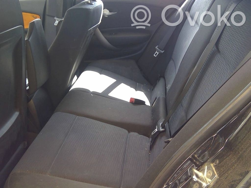 Siège arrière   52207246699
