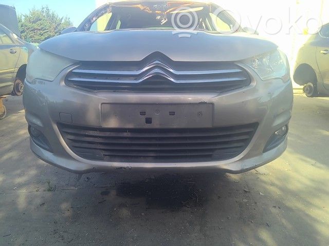 Citroen C4 II Zderzak przedni 