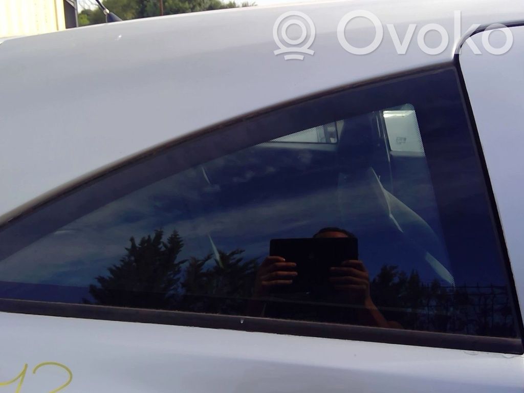 Opel Corsa D Geam lateral spate 