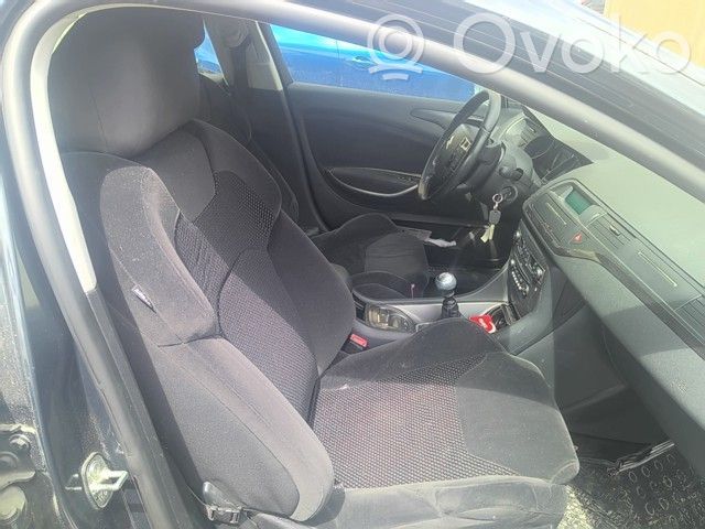 Citroen C5 Etumatkustajan istuin 