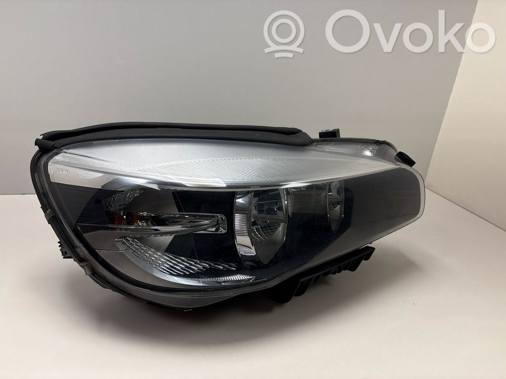 BMW 2 F46 Lampa przednia 