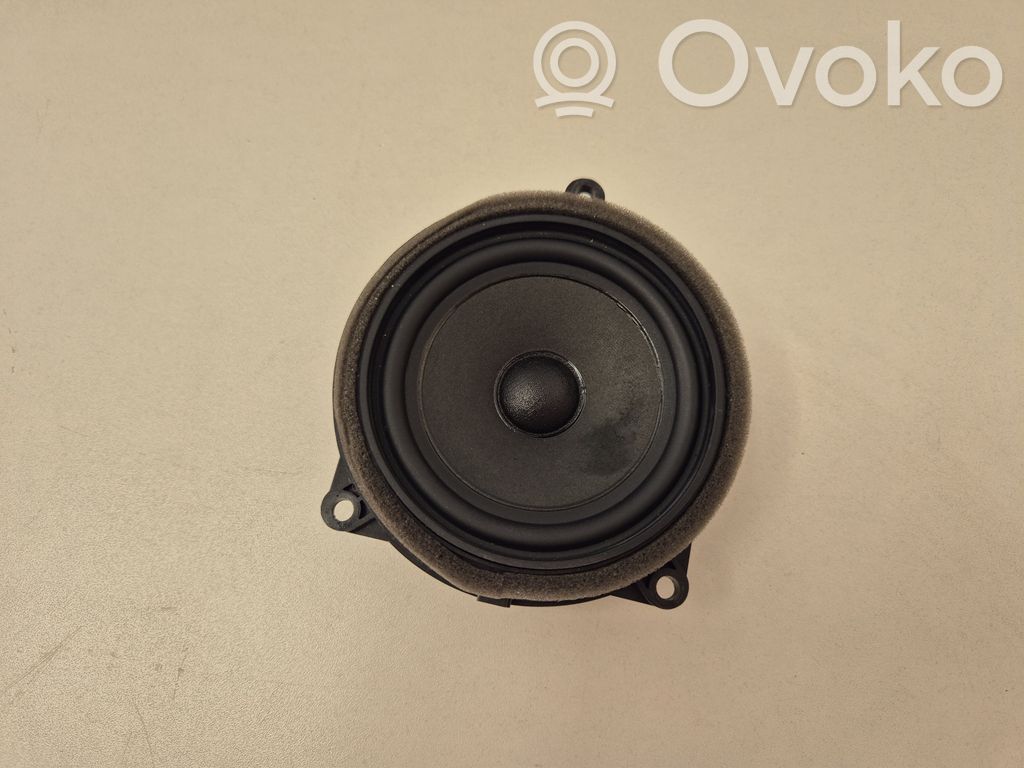 BMW 2 F46 Altavoz de la puerta delantera 