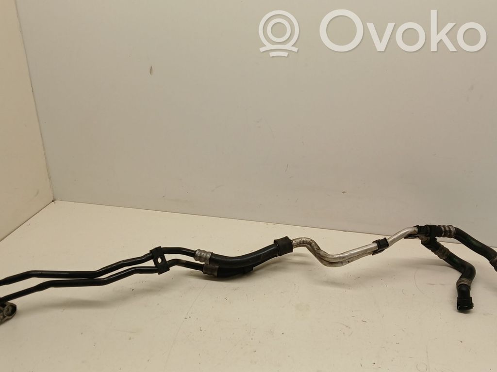 BMW 7 F01 F02 F03 F04 Przewód / Wąż chłodnicy 