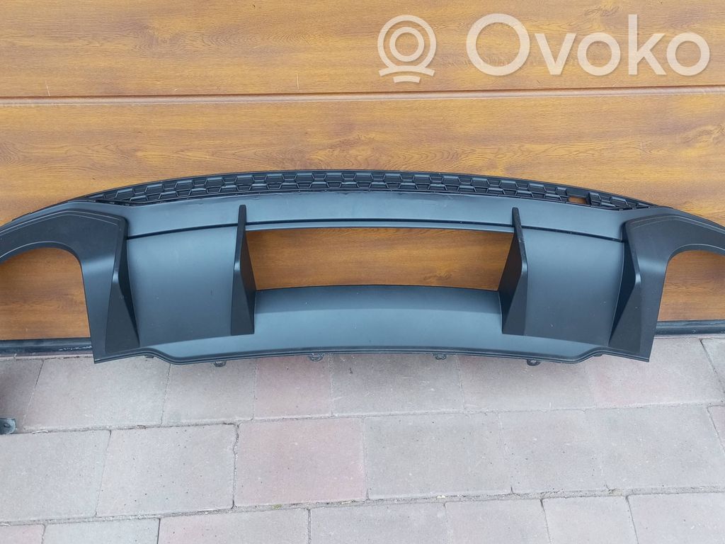 Audi RSQ3 Listwa dolna zderzaka tylnego 