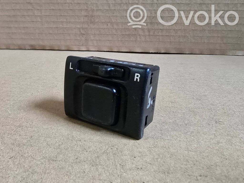 Suzuki Ignis Wing mirror switch 
