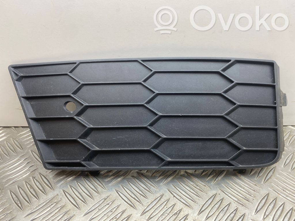 Skoda Octavia Mk3 (5E) Mascherina inferiore del paraurti anteriore 
