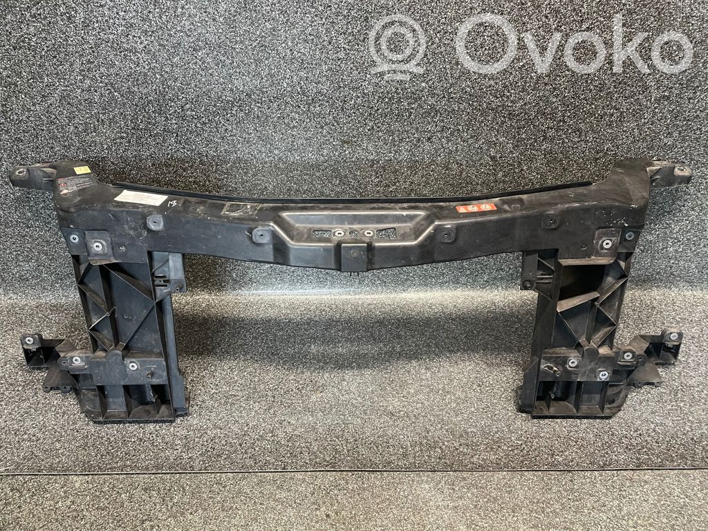 Volkswagen Crafter Radiatoru panelis 