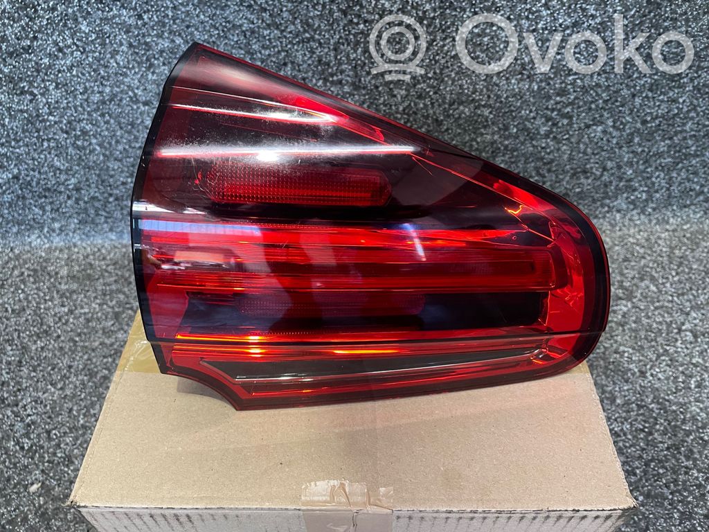 Takavalot   90053373,T7P5015,7P5945307M