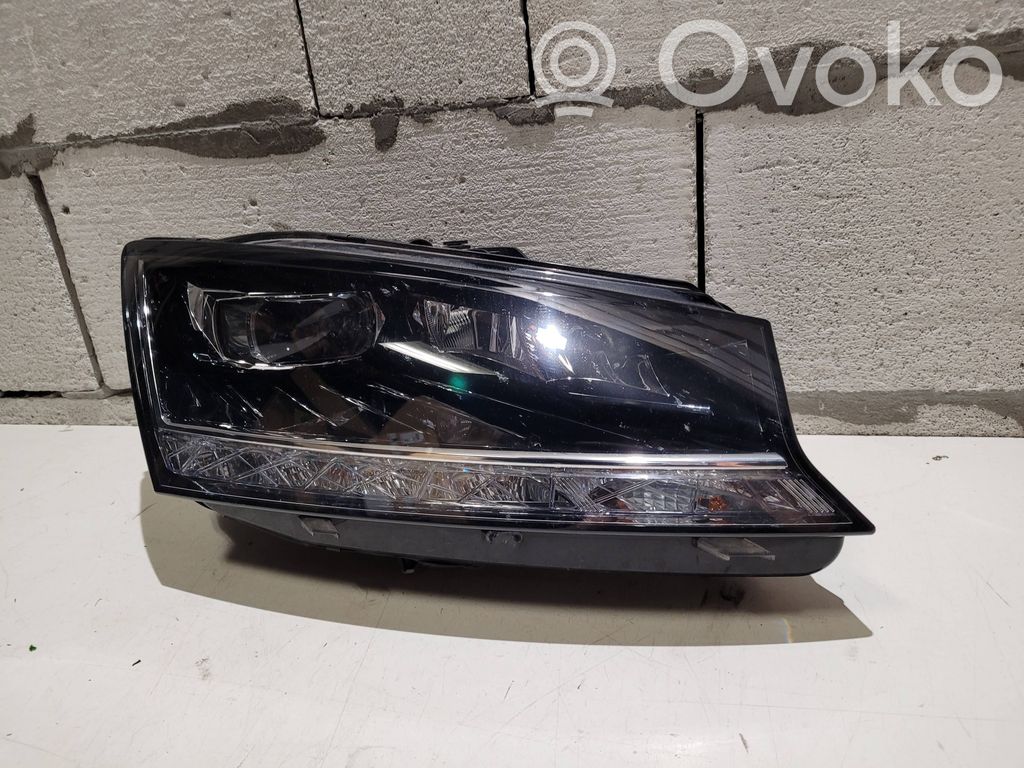 Skoda Fabia Mk3 (NJ) Lampa przednia 