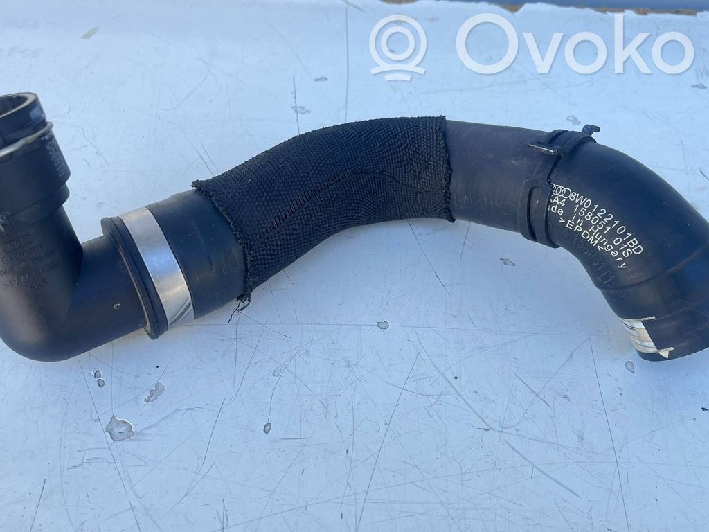 Audi A4 S4 B9 Engine coolant pipe/hose 