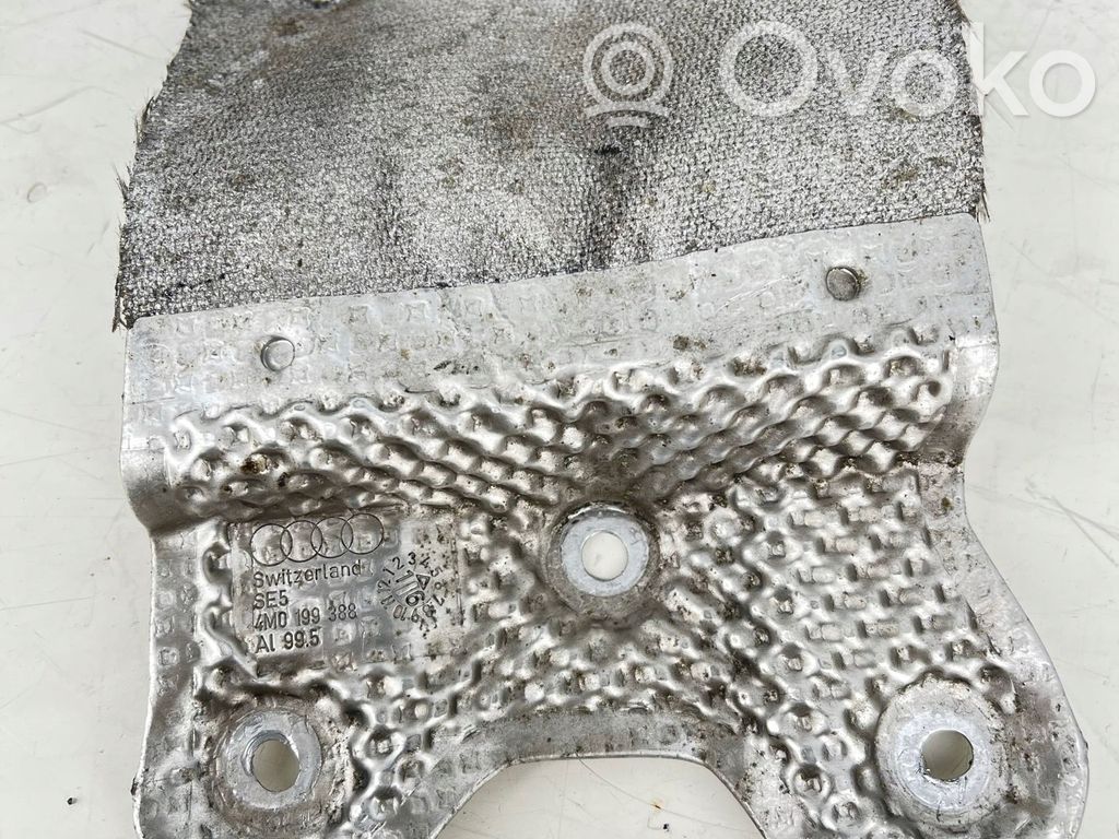 Audi A4 S4 B9 Engine mounting bracket 