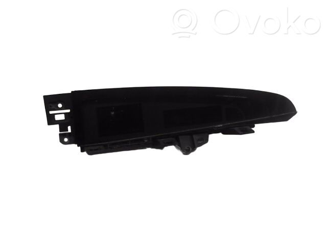 Mazda 3 II Screen/display/small screen 