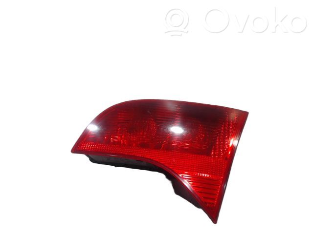 Audi A4 S4 B7 8E 8H Luci posteriori del portellone del bagagliaio 