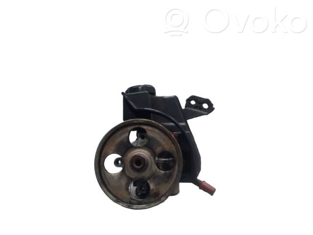 Peugeot 206 Power steering pump 